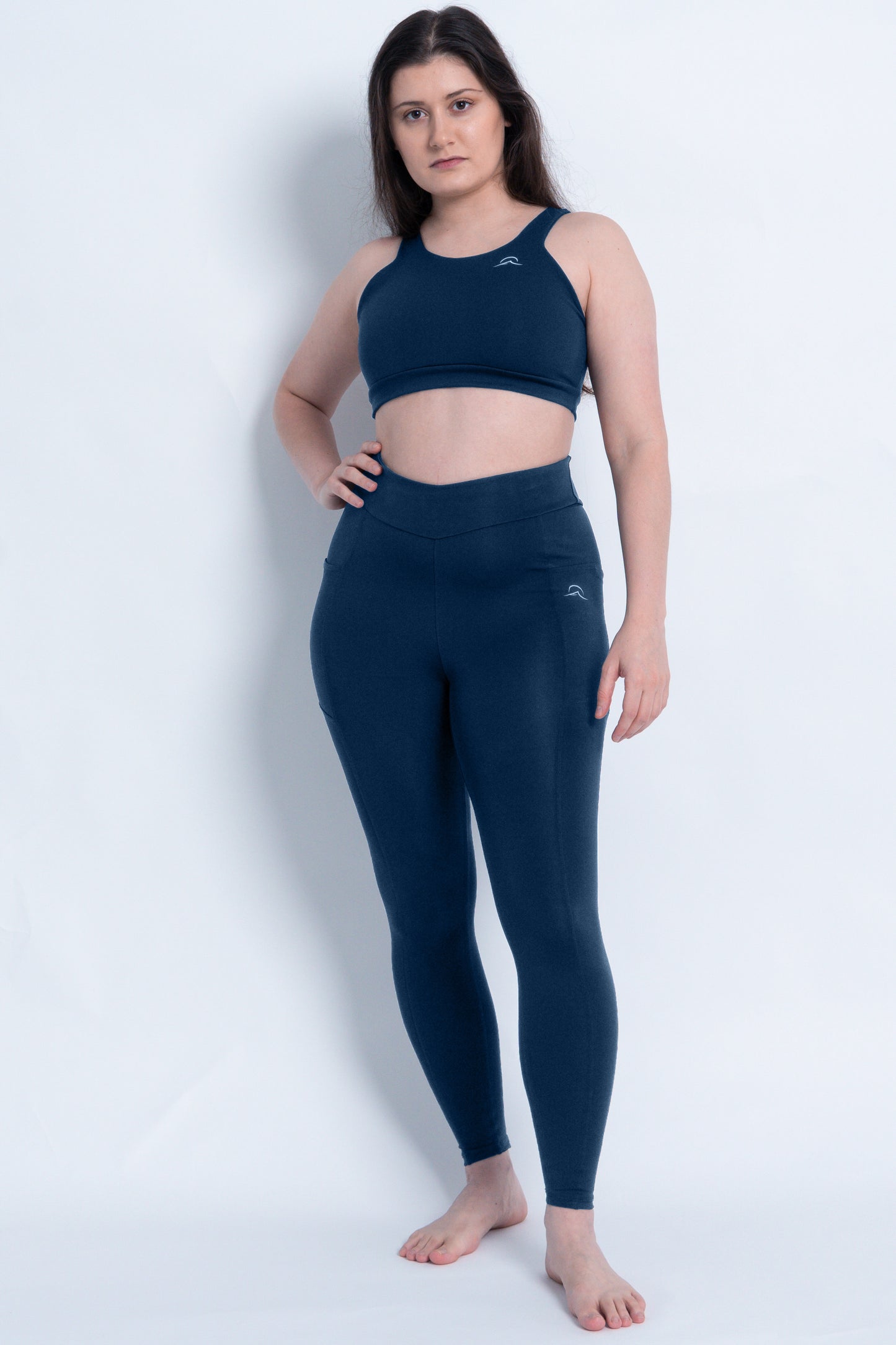 Sustainable Leggings with Pockets and Subtle V High Waist